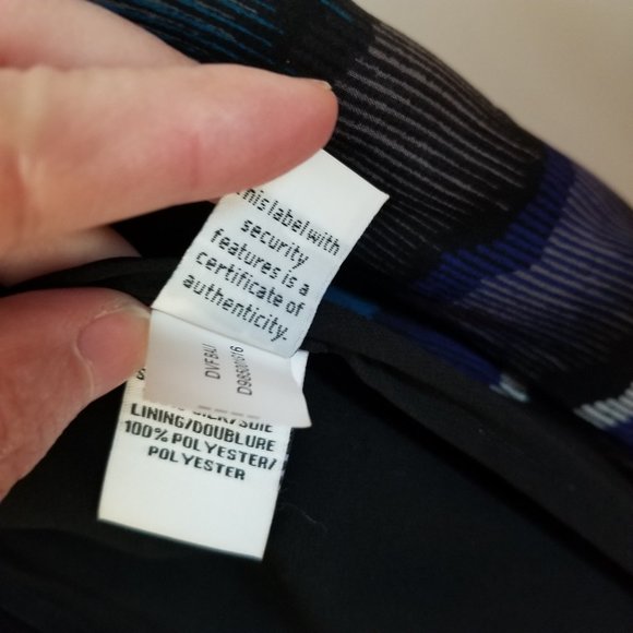 Diane Von Furstenberg Bali Silk Wrap Dress Size 6 - Picture 8 of 9